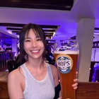 鈴木ふみ奈、ロケ地タイの巨大ビール写真にファン驚き 画像